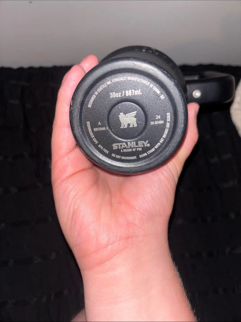 30oz black Stanley - Picture 3 of 4